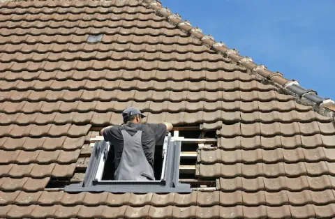 Pose de velux - Puilaurens